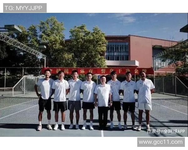 深圳网球队比赛经验分享：提升技术与团队合作的关键要素探讨